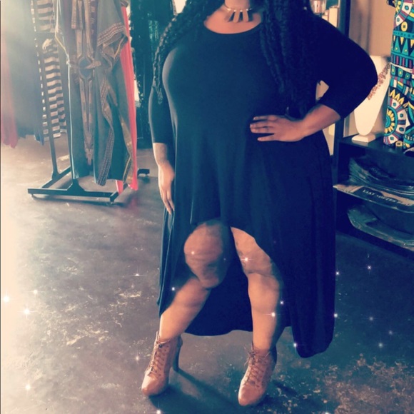 Plus size Dresses - Picture 5 of 6